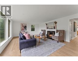 2371 Riverside Drive West, Windsor, ON N9B1B1 Photo 17