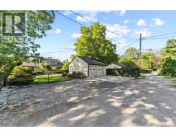 2371 Riverside Drive West, Windsor, ON N9B1B1 Photo 42