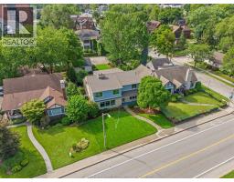 2371 Riverside Drive West, Windsor, ON N9B1B1 Photo 43