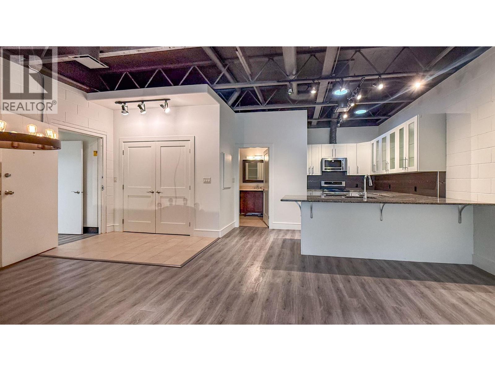 202 1462 St. Paul Street, Kelowna