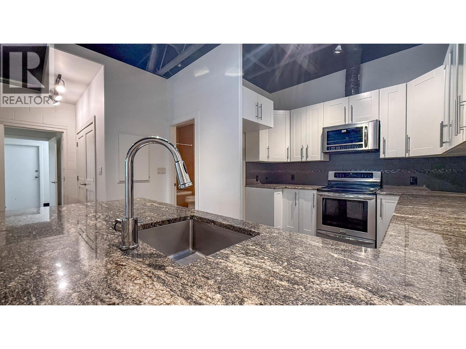 202 1462 St. Paul Street, Kelowna