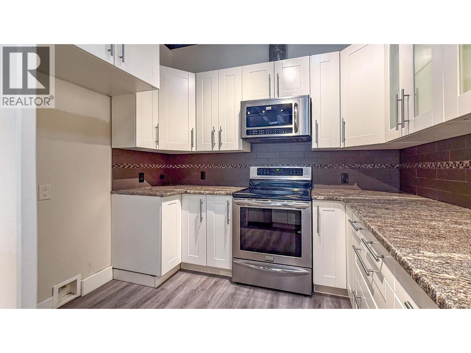 202 1462 St. Paul Street, Kelowna