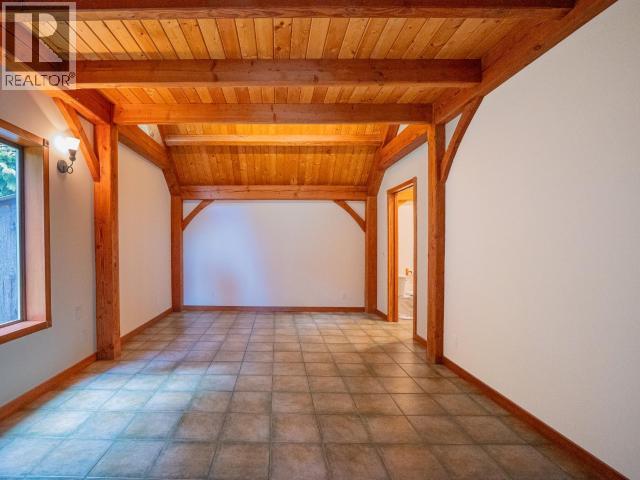 7615 SOUTHVIEW ROAD - 34