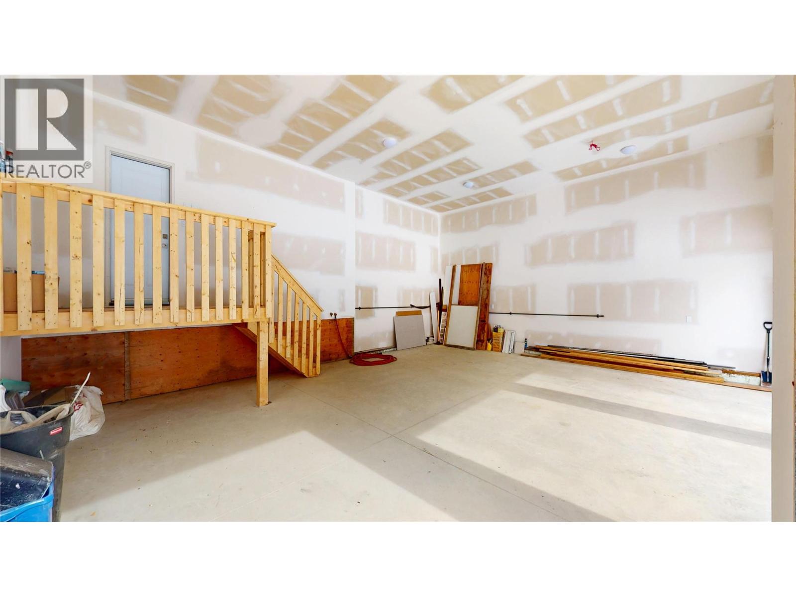 140 River Drive, Cranbrook