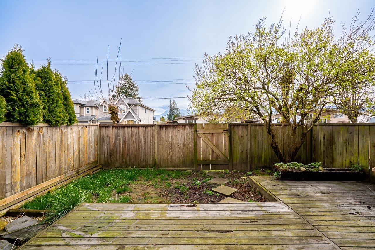 35 46689 FIRST AVENUE, Chilliwack Proper East, Chilliwack