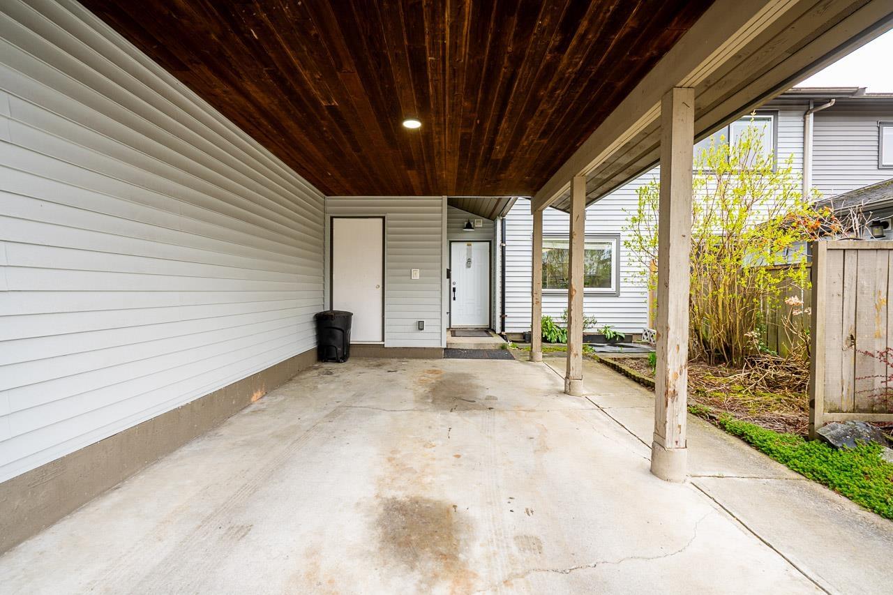 35 46689 FIRST AVENUE, Chilliwack Proper East, Chilliwack
