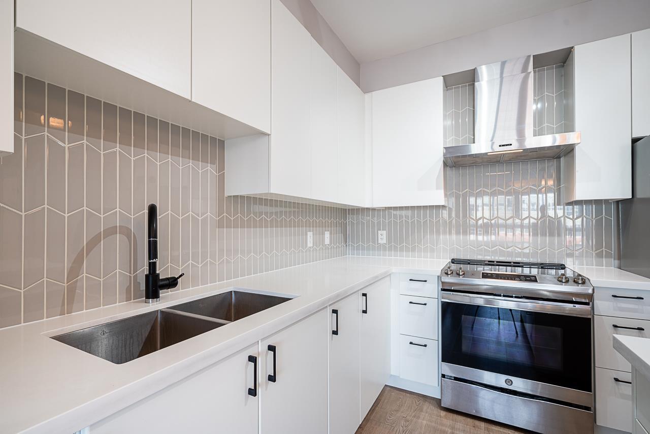 A310 20838 78B AVENUE, Langley