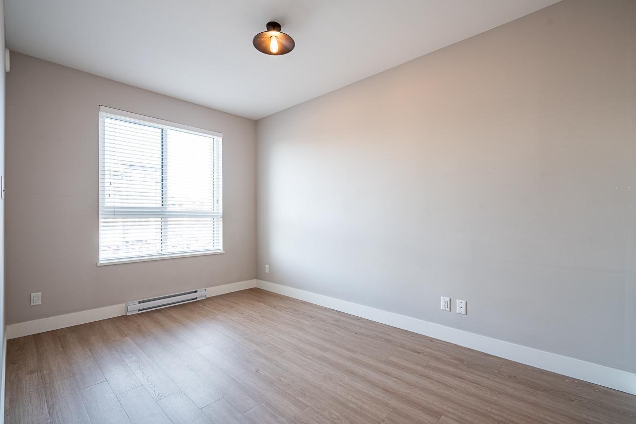 A310 20838 78B AVENUE, Langley