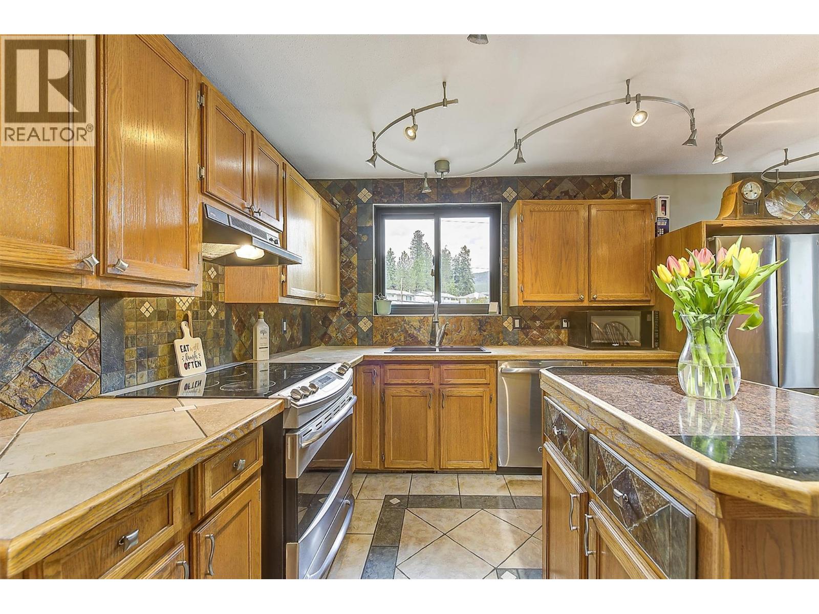 3405 McGinnis Road, West Kelowna