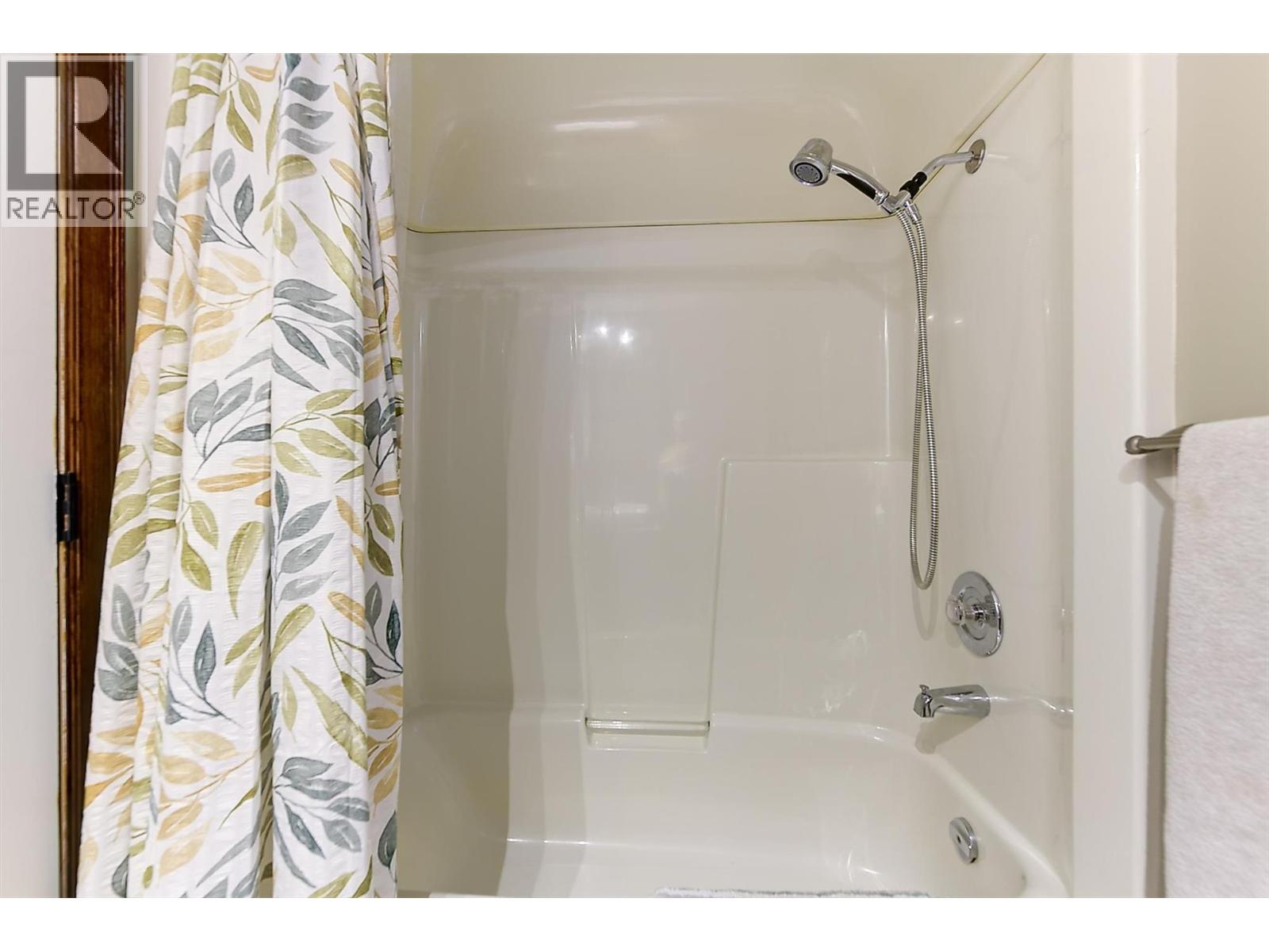 3405 McGinnis Road, West Kelowna