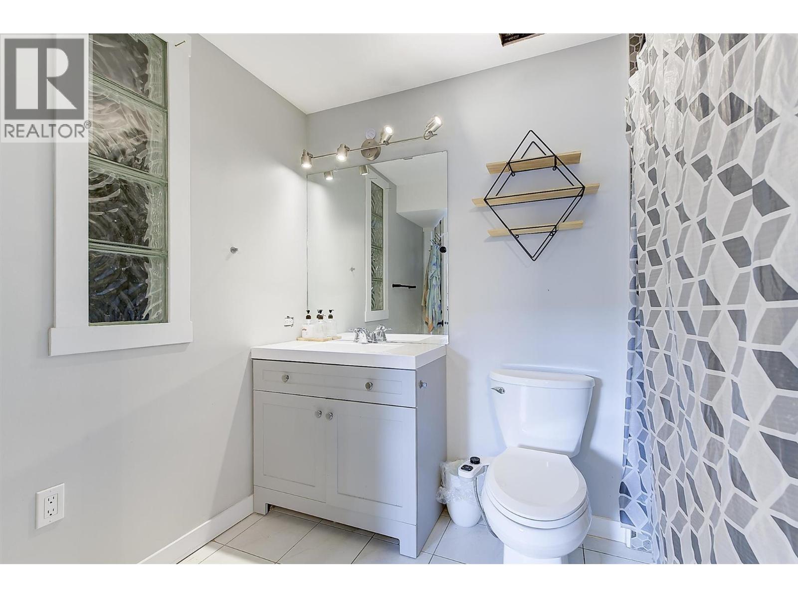 3405 McGinnis Road, West Kelowna