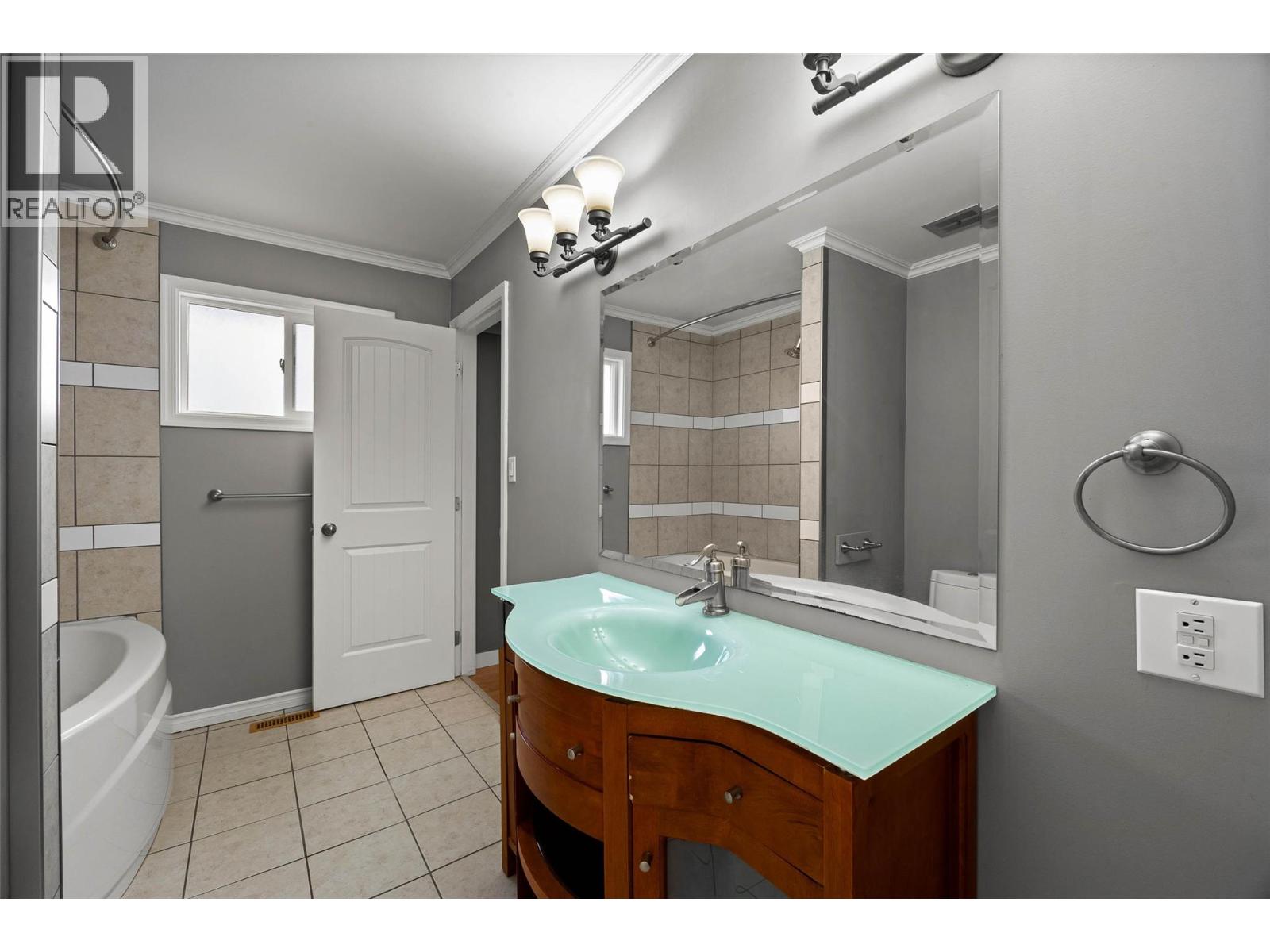 681 Sicamore Drive, Kamloops