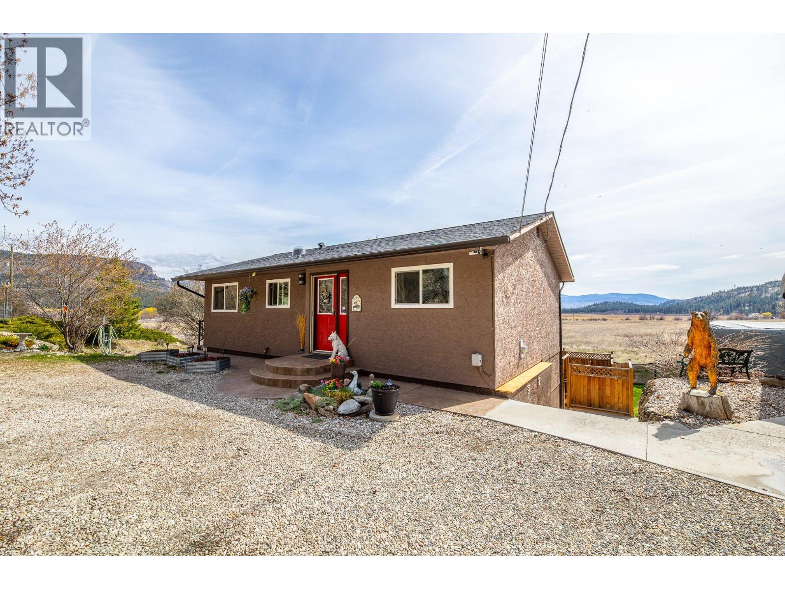 143 Orofino Creek Road, Oliver