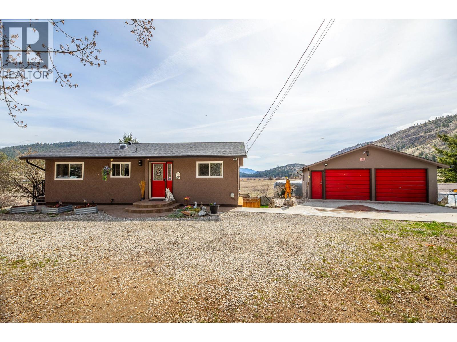 143 Orofino Creek Road, Oliver