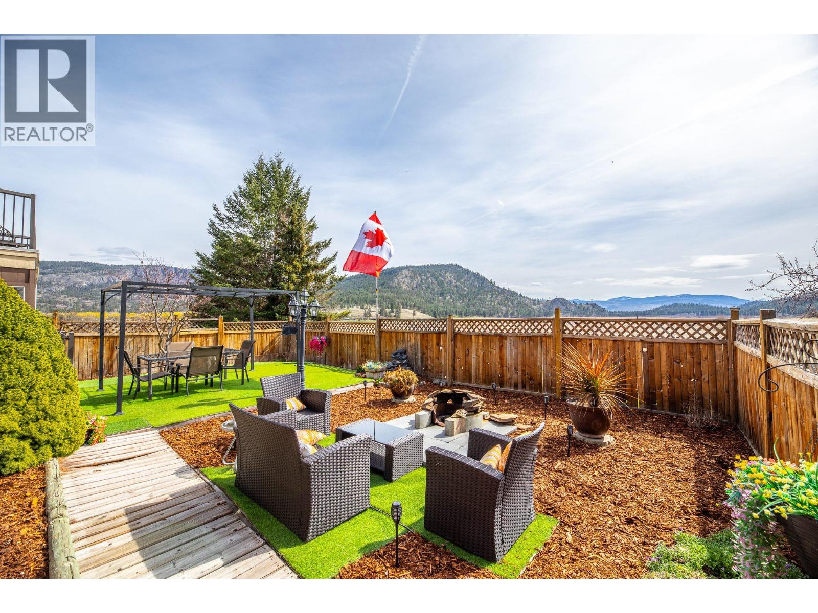 143 Orofino Creek Road, Oliver