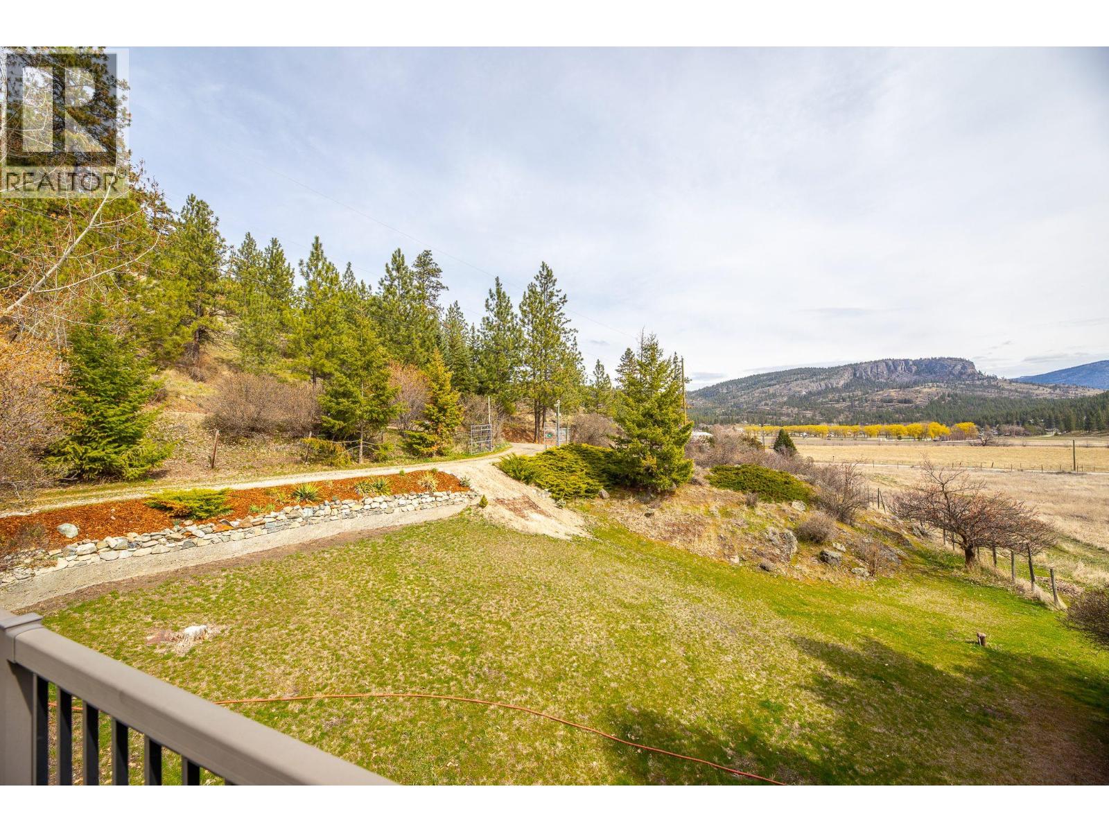 143 Orofino Creek Road, Oliver