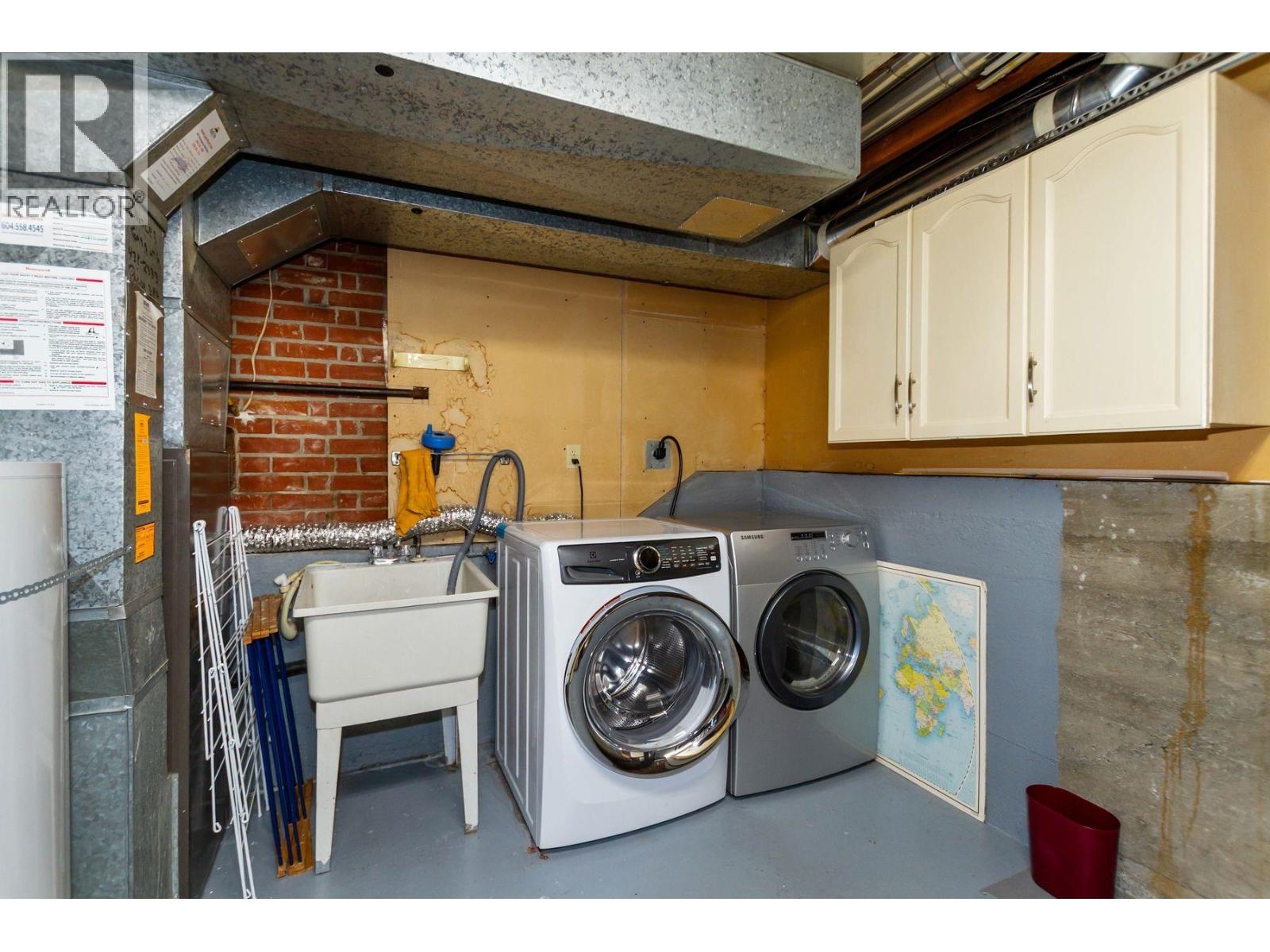 3713 KINCAID STREET, Burnaby