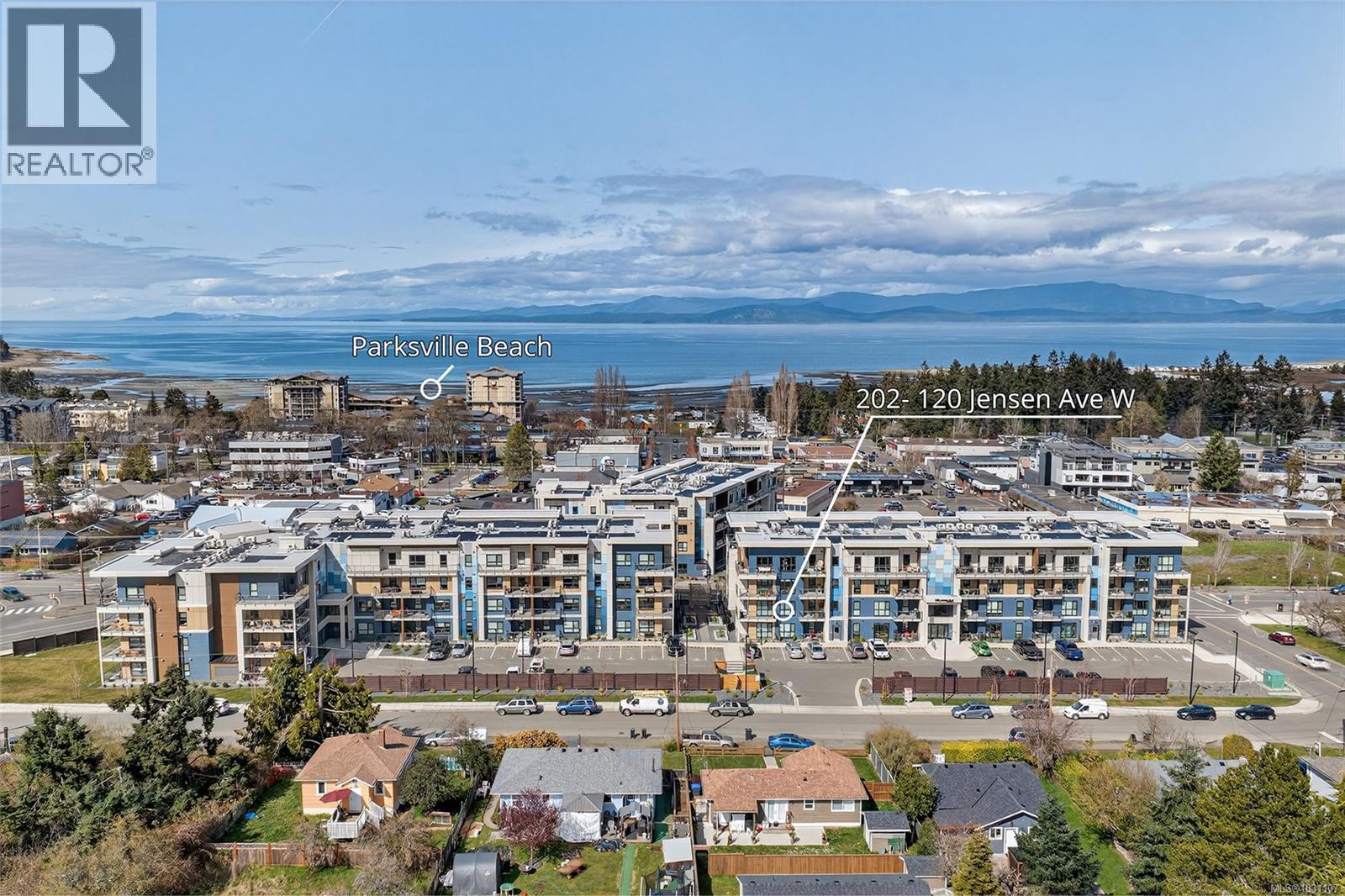 202 120 Jensen Ave E, Parksville
