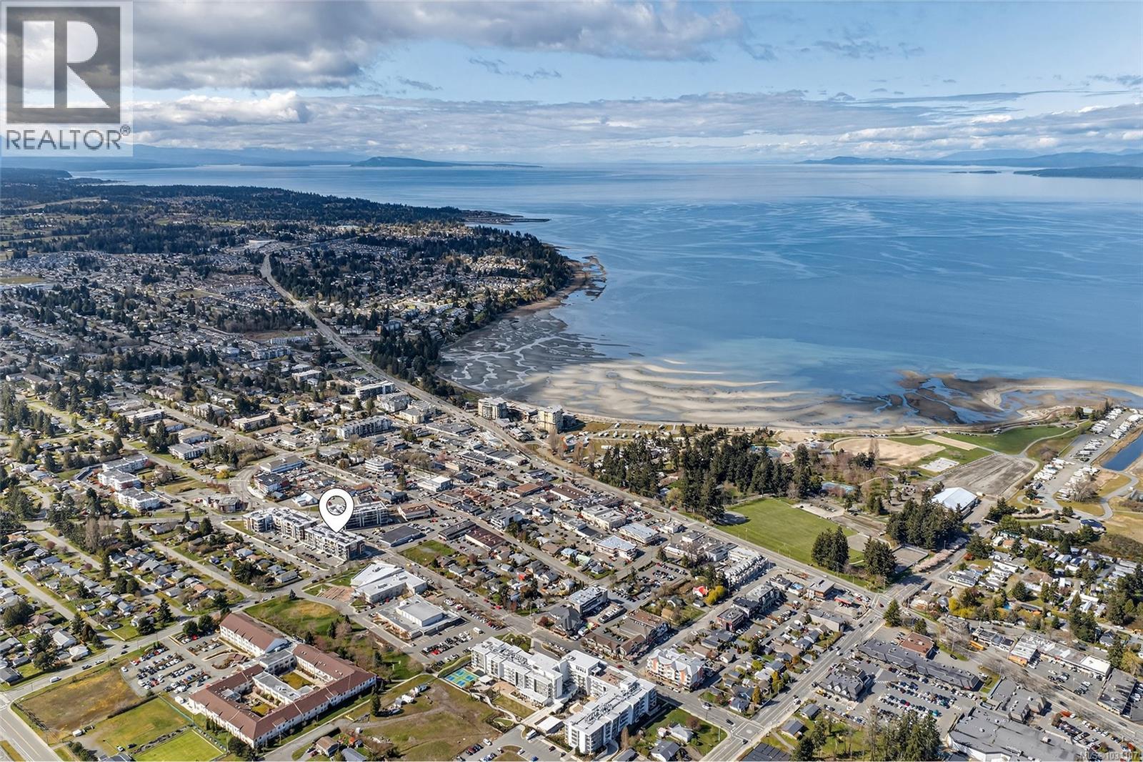 202 120 Jensen Ave E, Parksville