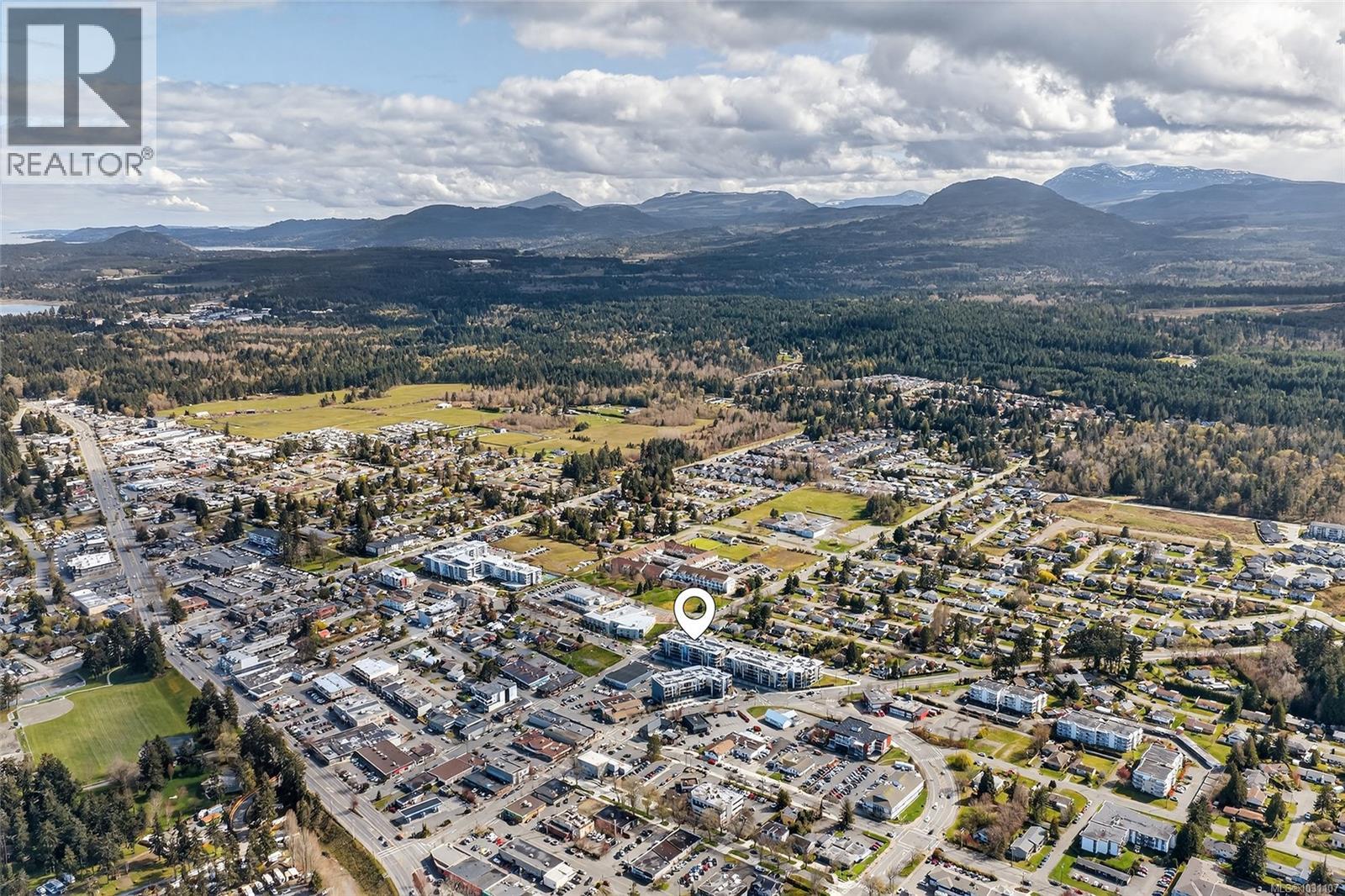 202 120 Jensen Ave E, Parksville