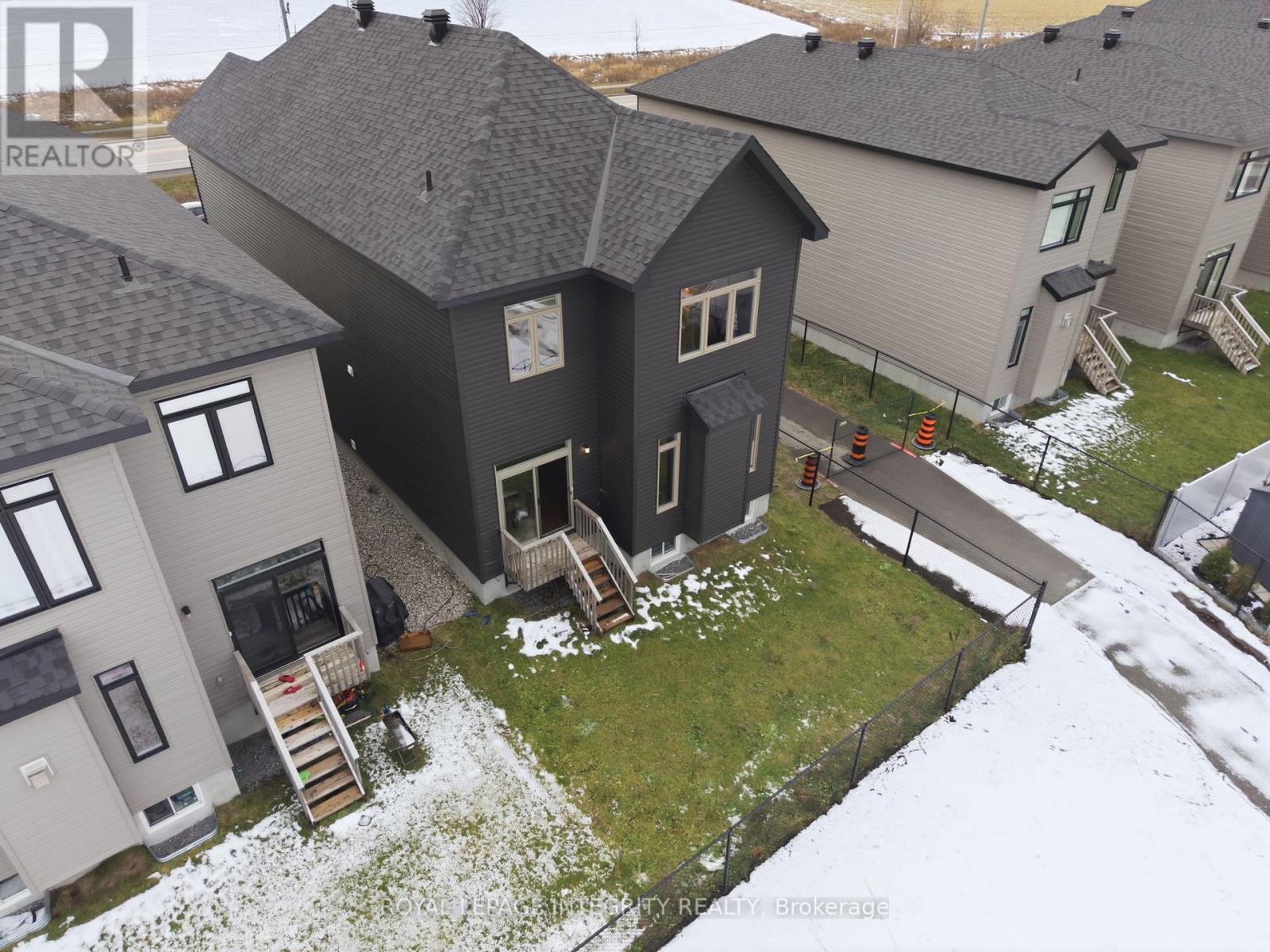 5 Bed, 4 Bath House for Sale in Ottawa – 352 MONTICELLO AVENUE, Ottawa – MLS# X12967600 - Image 35