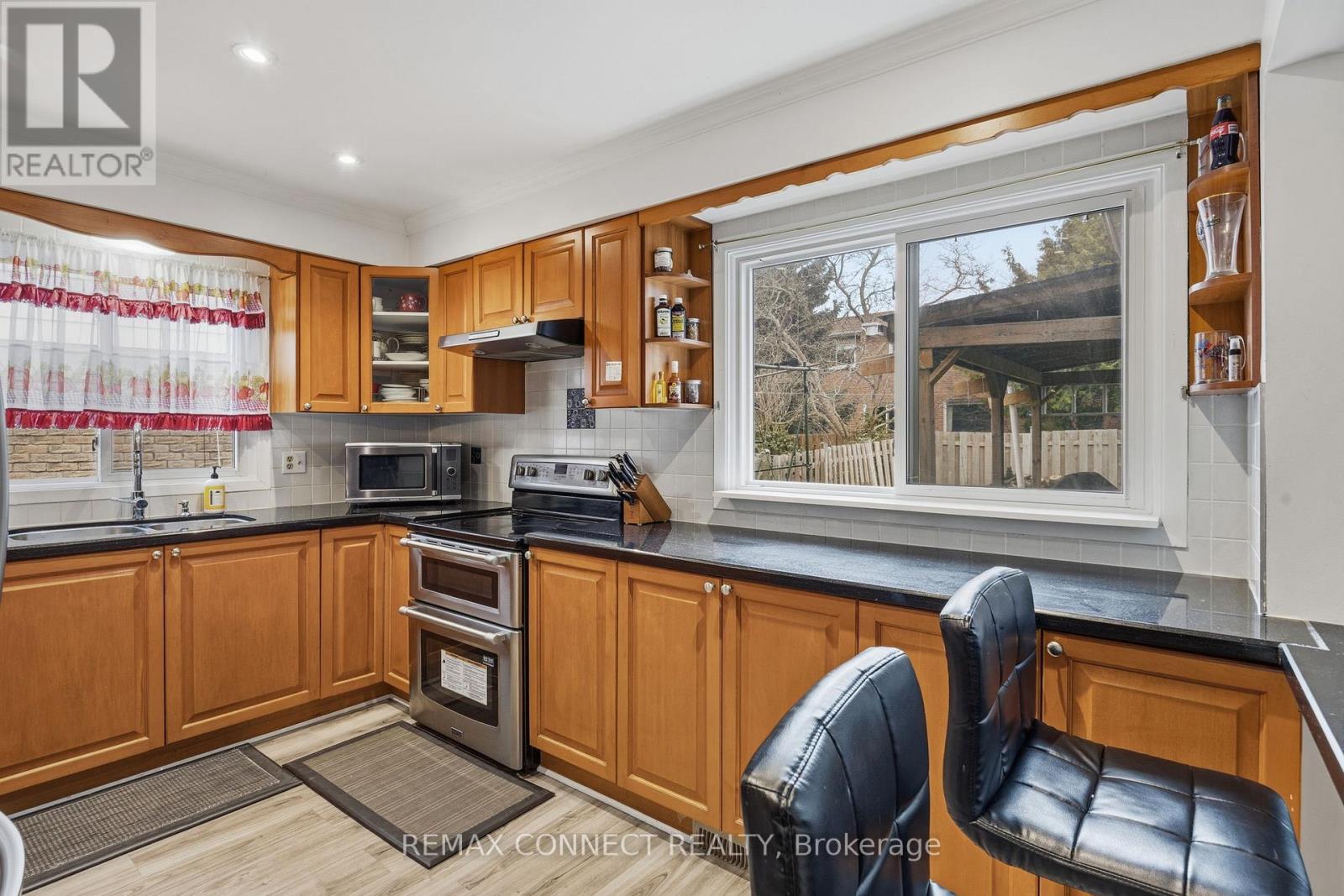 140 PLACENTIA BOULEVARD - 16