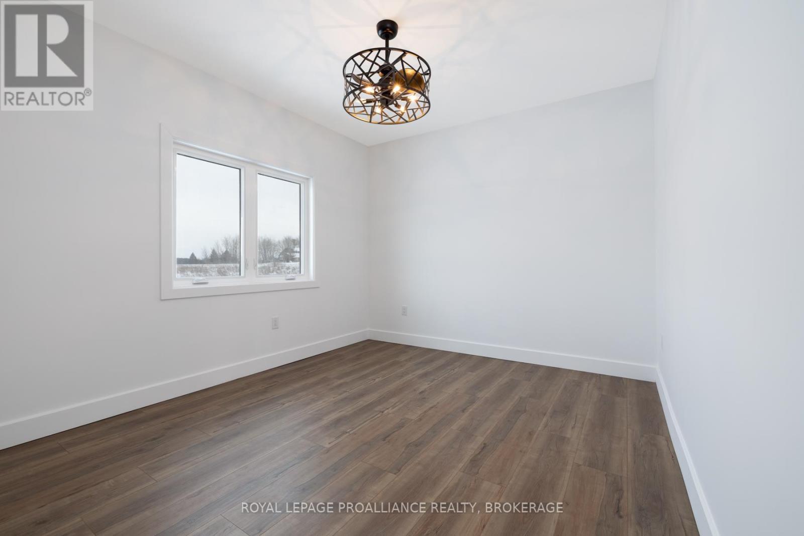 292 KYES ROAD - 22