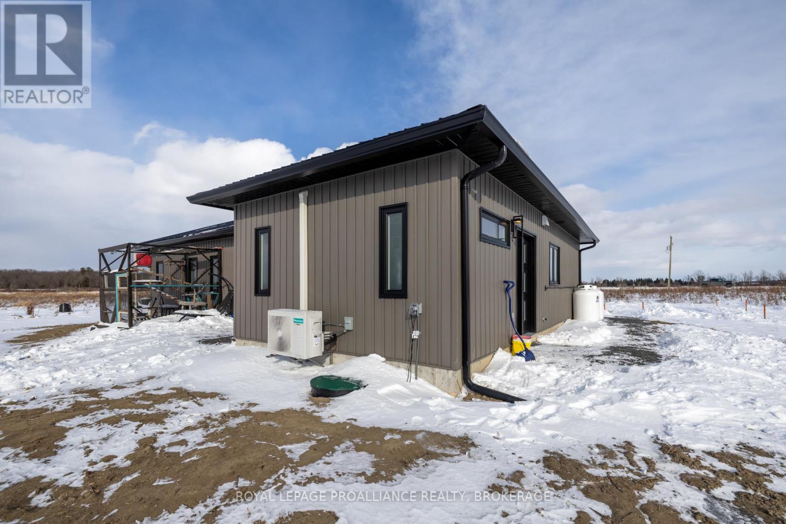 292 KYES ROAD - 28
