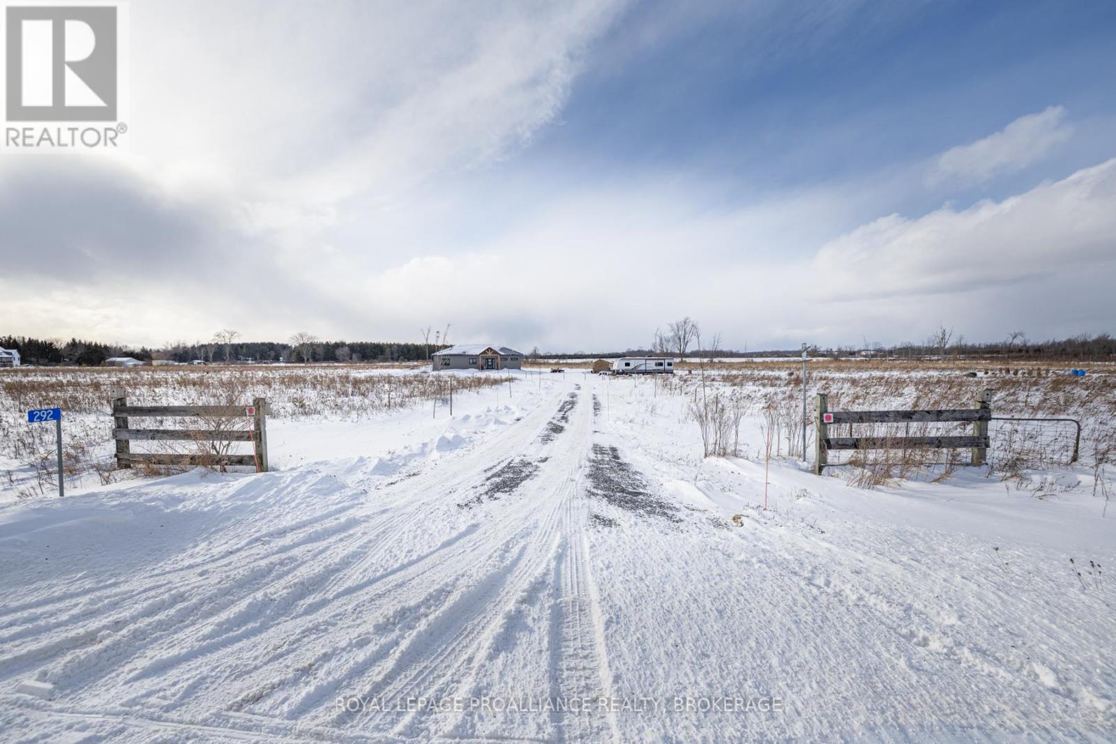 292 KYES ROAD - 33