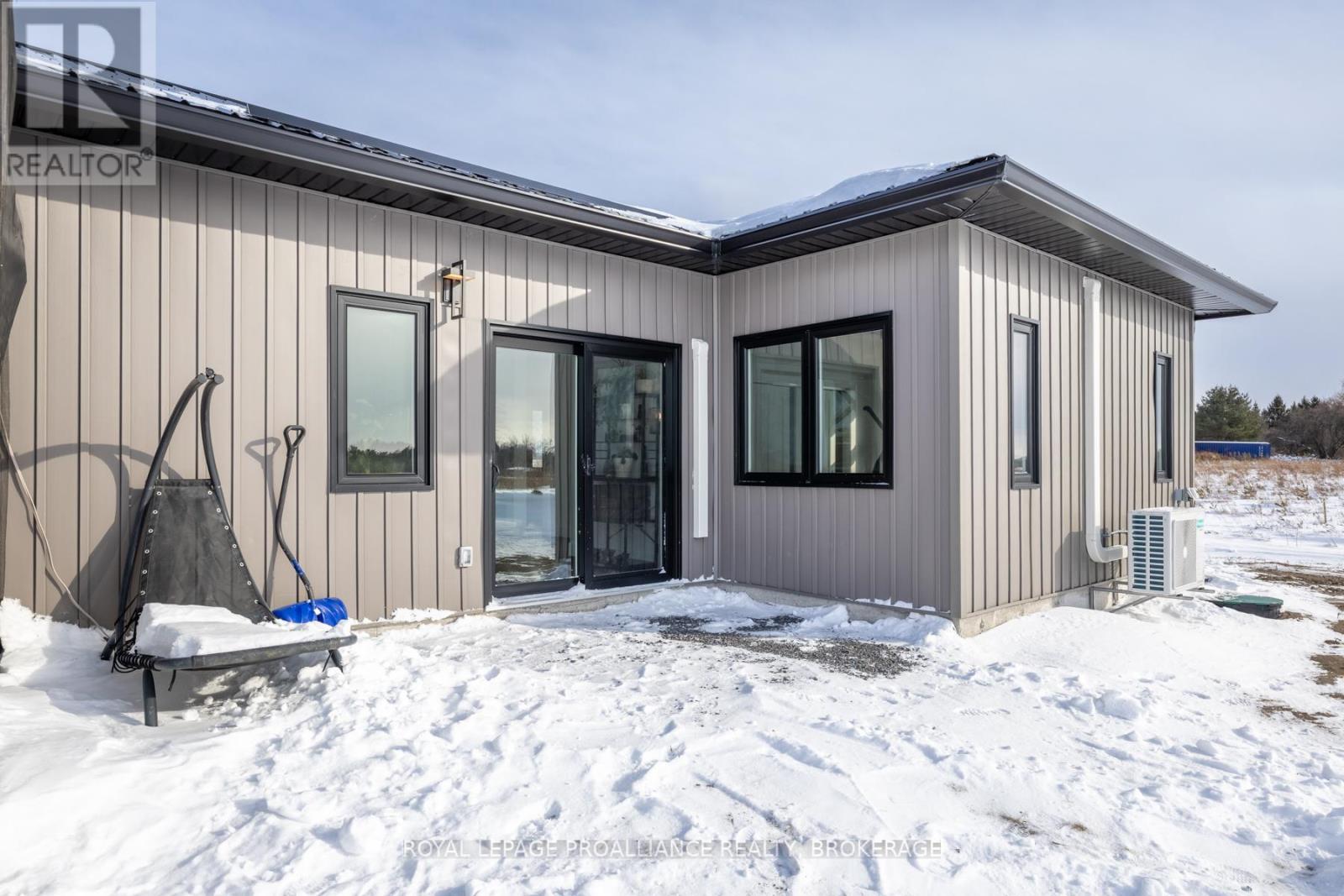 292 KYES ROAD - 29