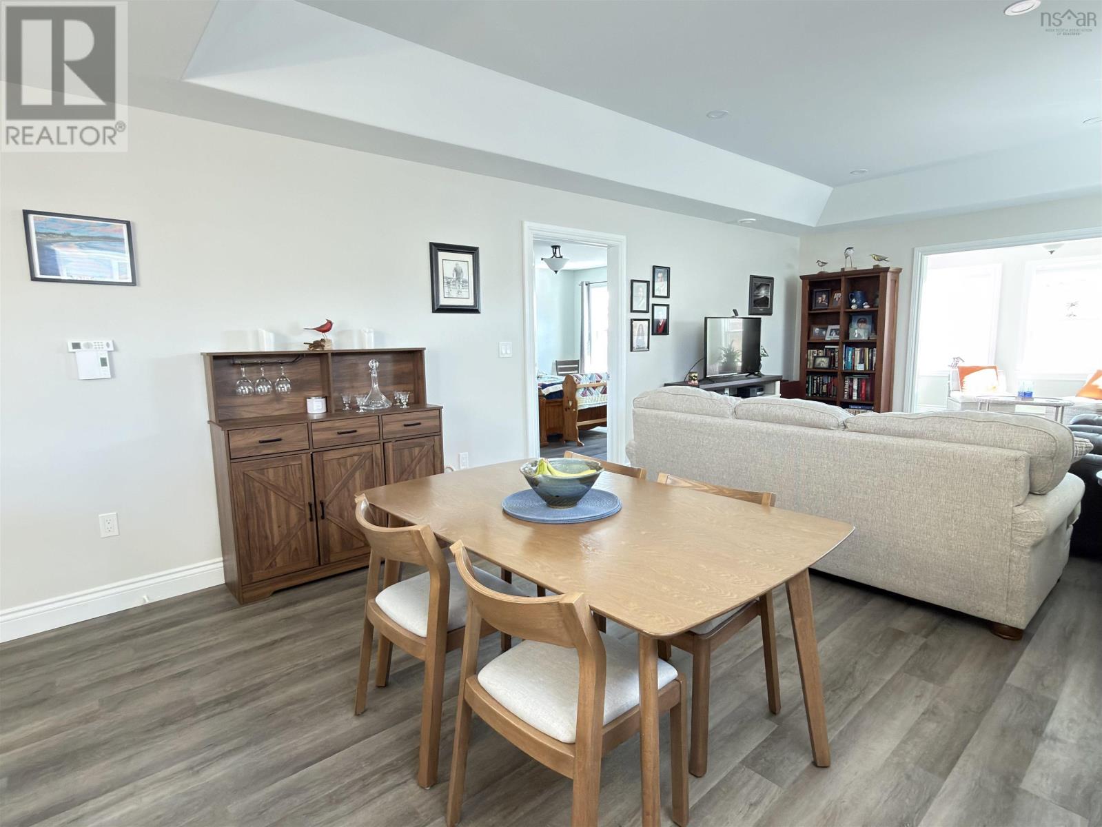 Property 17 of 30 of 83 Thistle Street