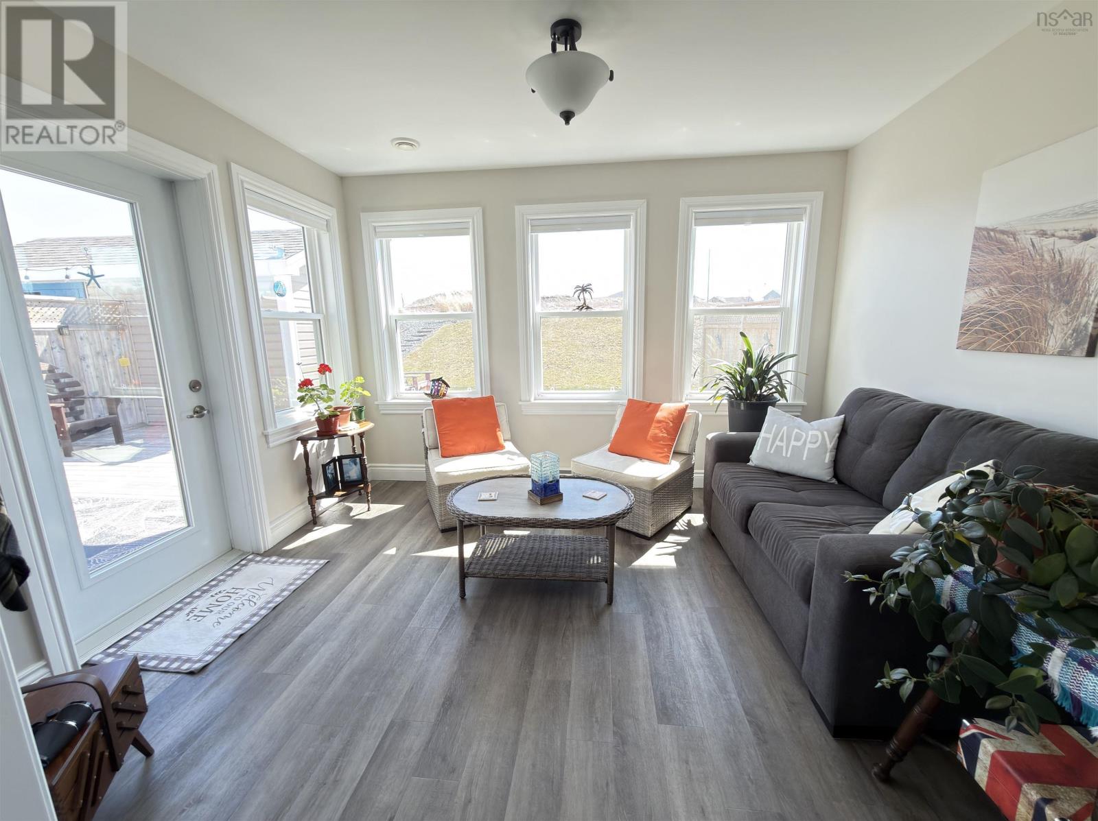 Property 29 of 30 of 83 Thistle Street