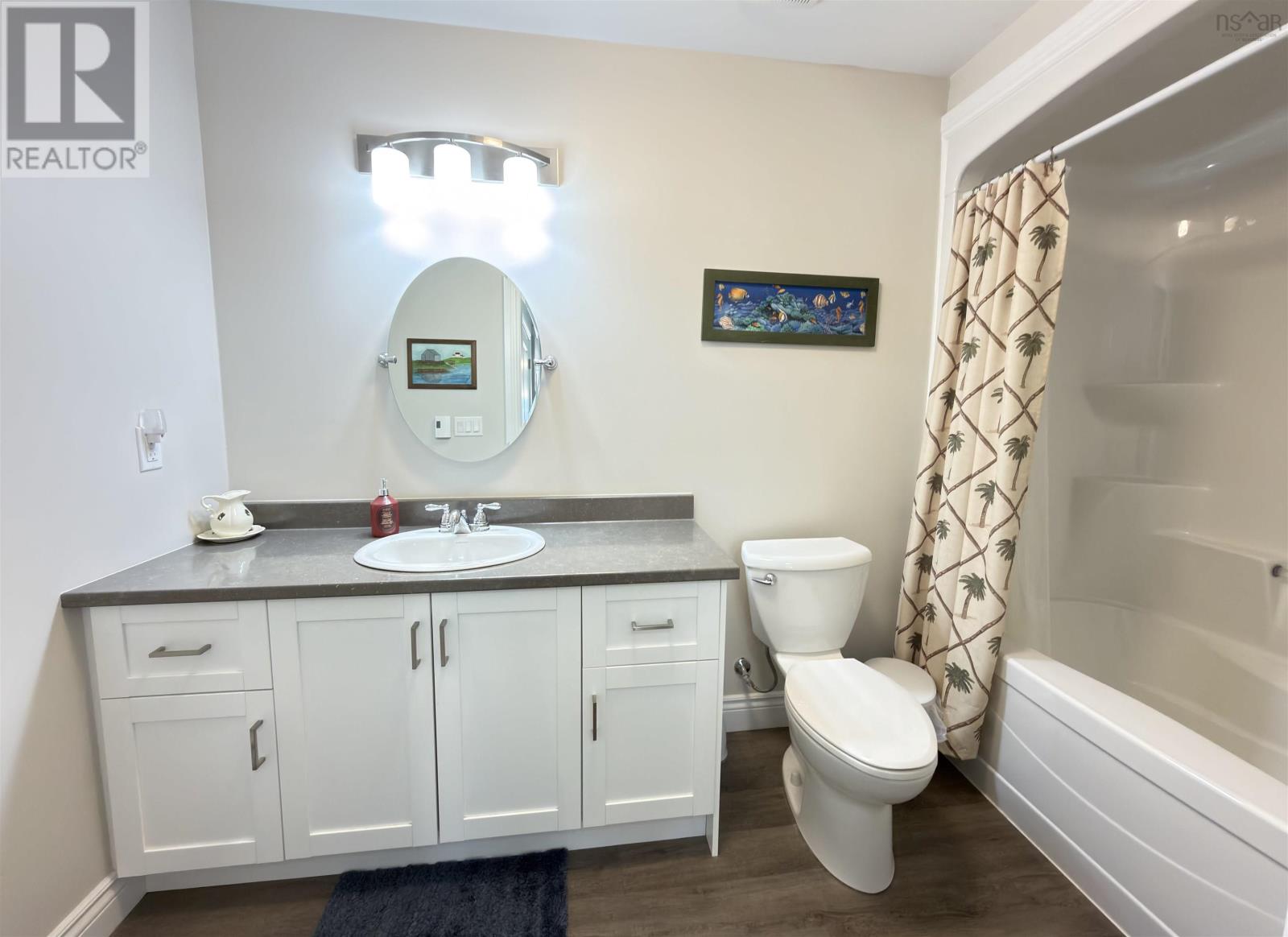 Property 10 of 30 of 83 Thistle Street