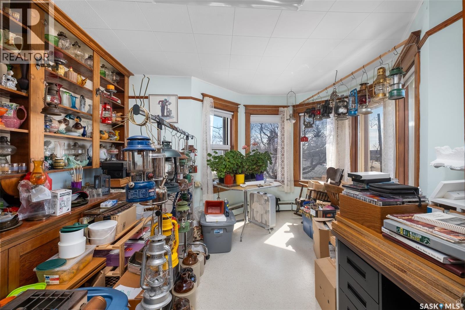 609 Main STREET - 18