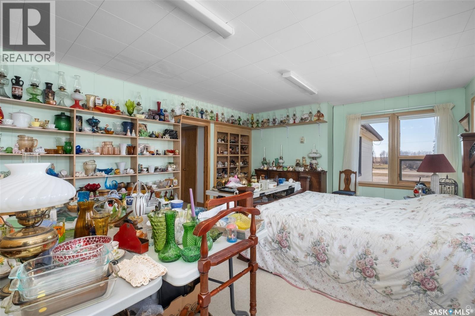 609 Main STREET - 24