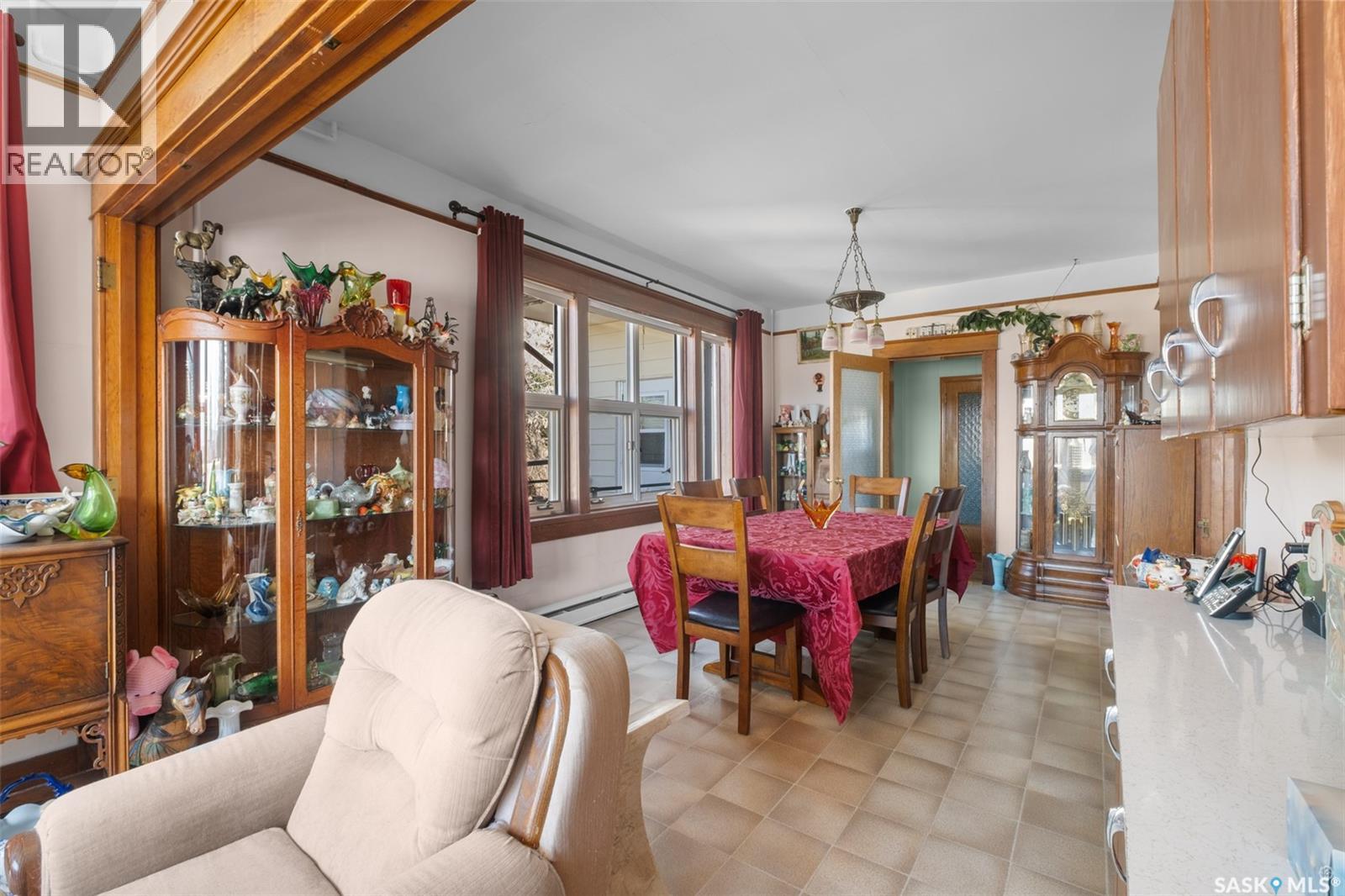 609 Main STREET - 8