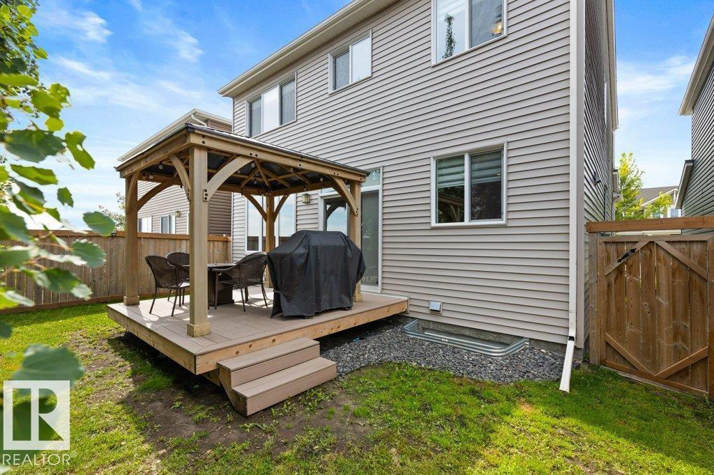 20008 18 AV NW, Edmonton