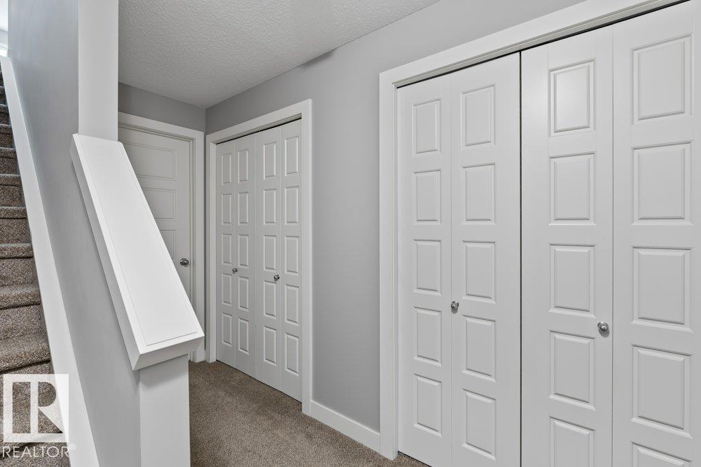 20008 18 AV NW, Edmonton