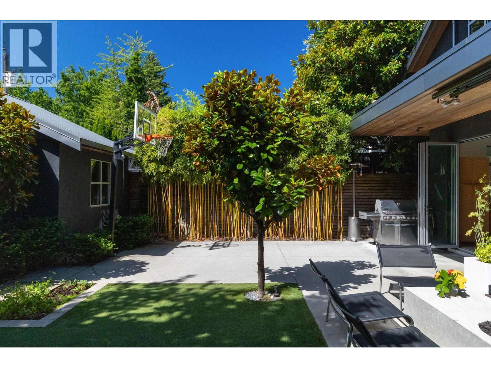 3156 W 13TH AVENUE, Vancouver