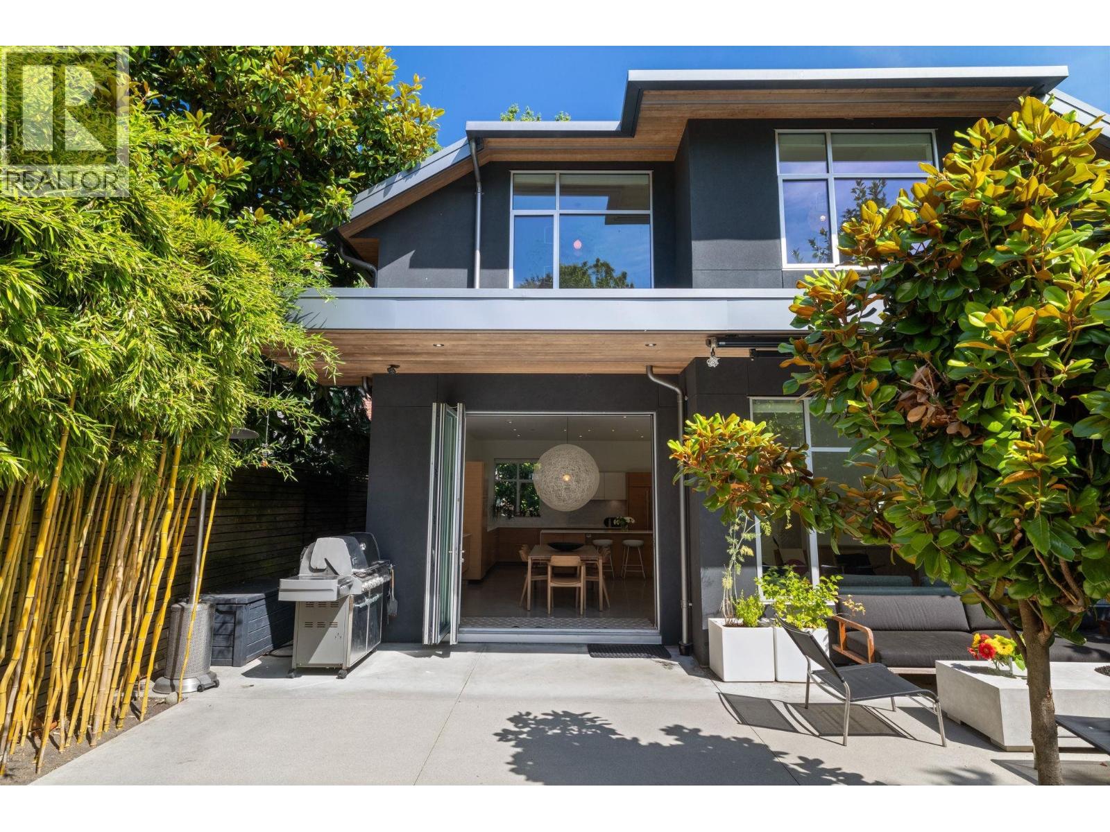 3156 W 13TH AVENUE, Vancouver