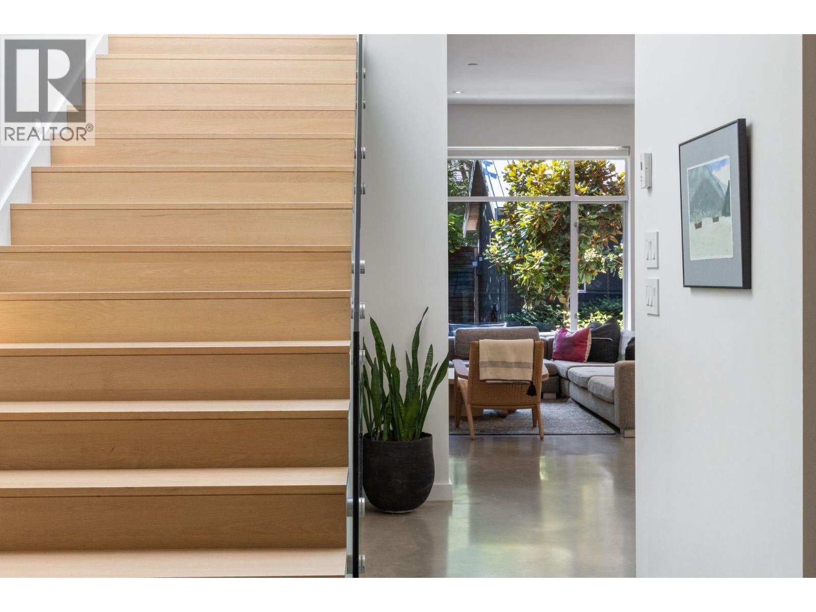 3156 W 13TH AVENUE, Vancouver