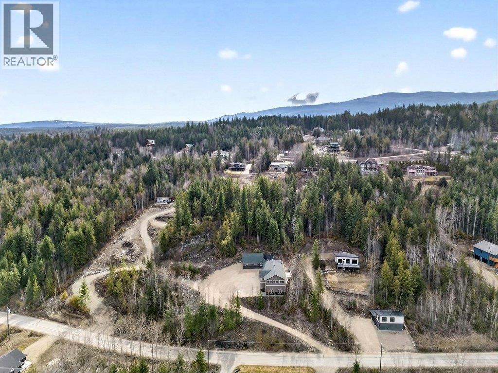 5058 Heritage Drive, Eagle Bay