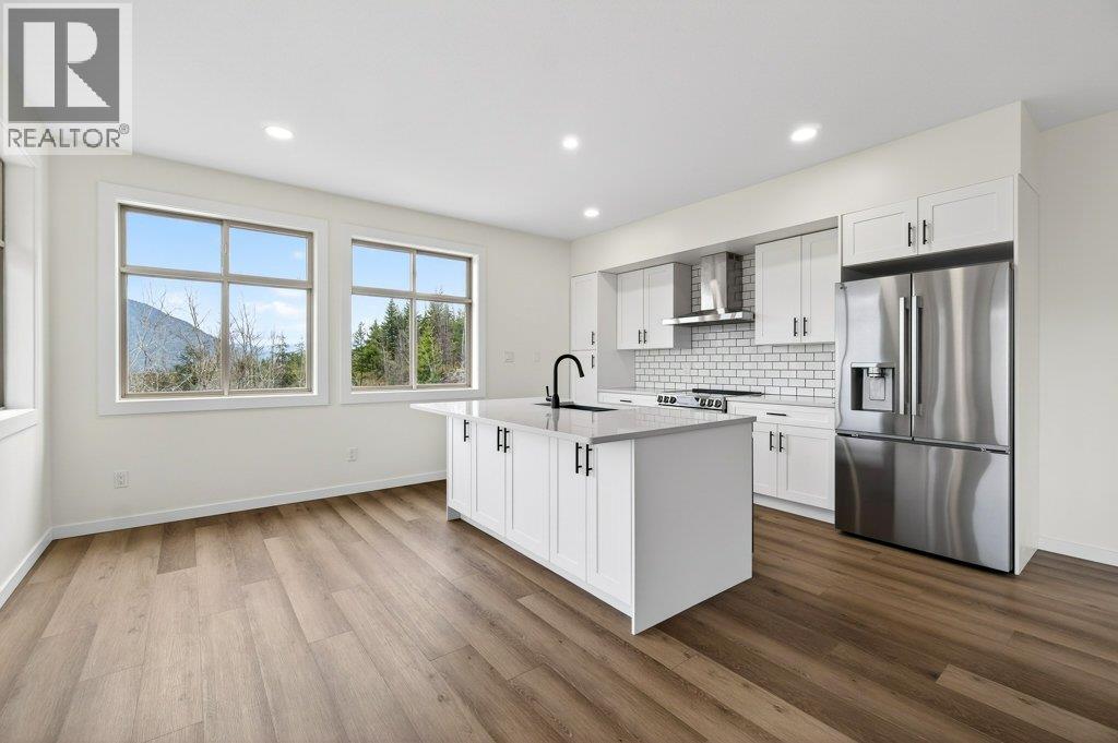 5058 Heritage Drive, Eagle Bay