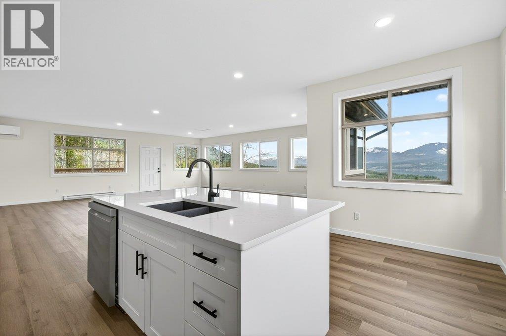 5058 Heritage Drive, Eagle Bay