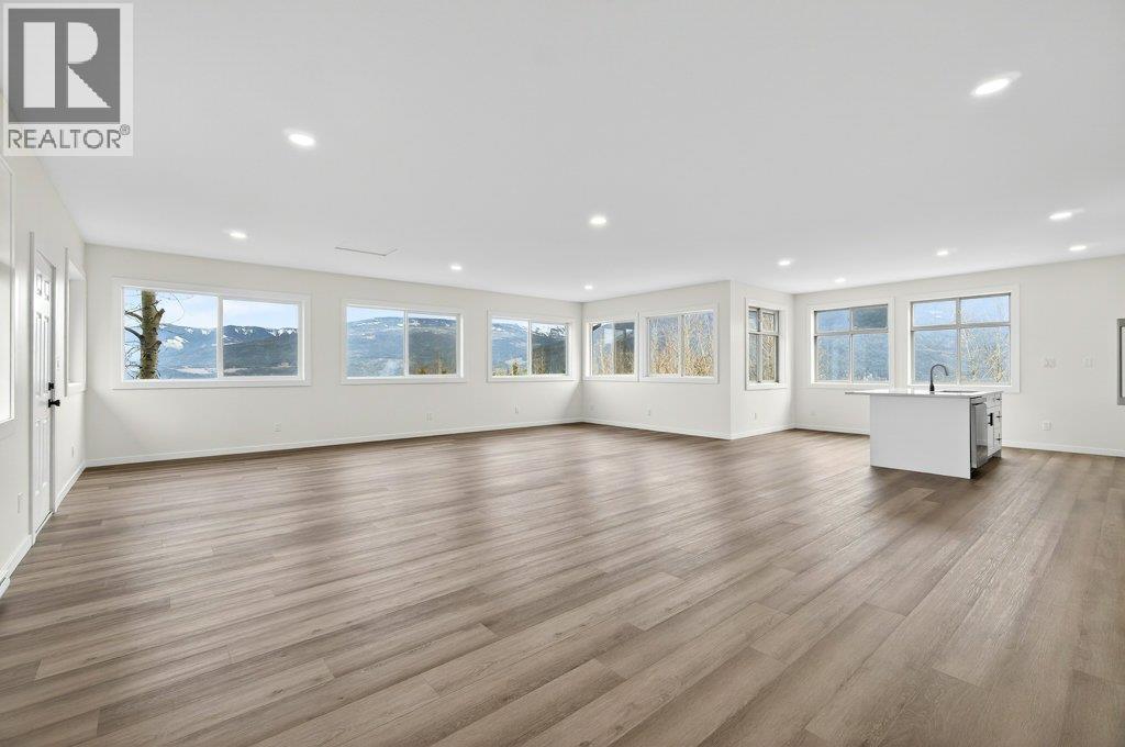 5058 Heritage Drive, Eagle Bay