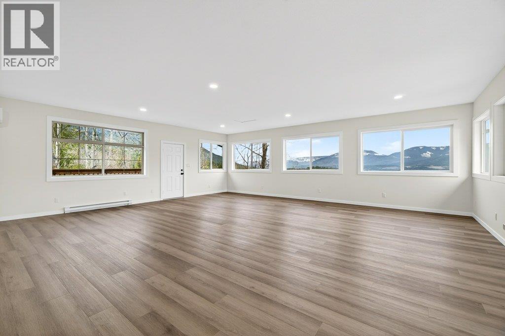 5058 Heritage Drive, Eagle Bay