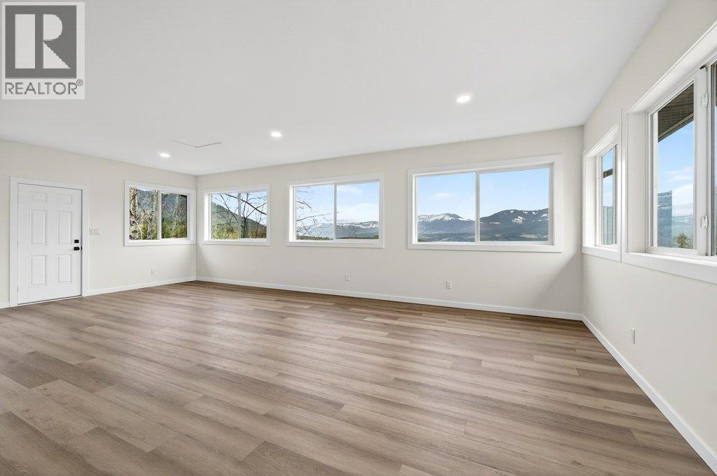 5058 Heritage Drive, Eagle Bay