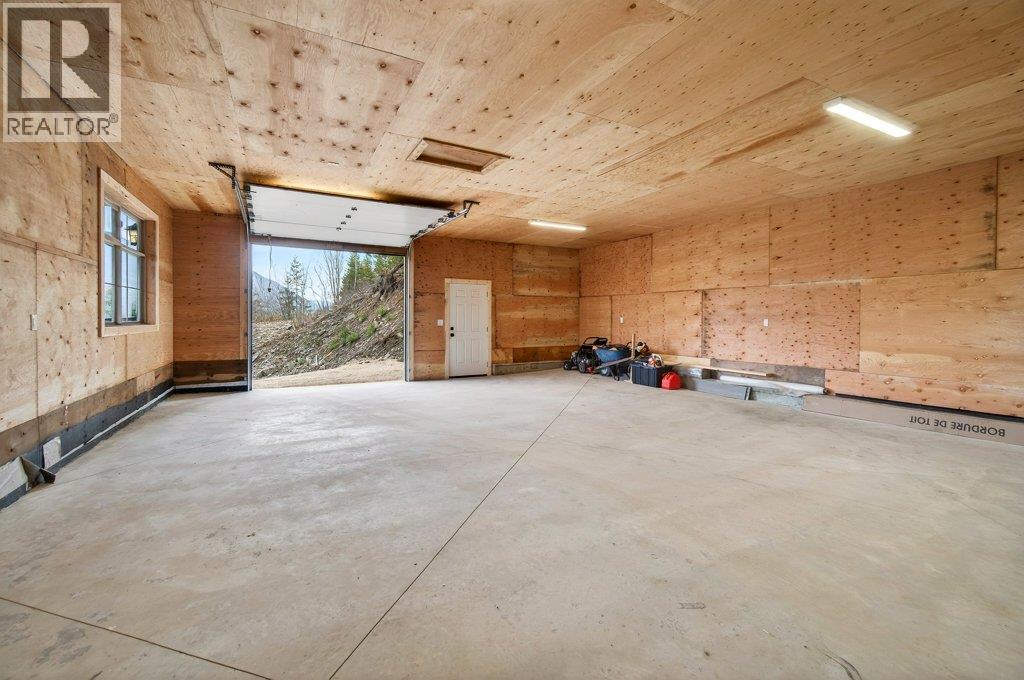 5058 Heritage Drive, Eagle Bay