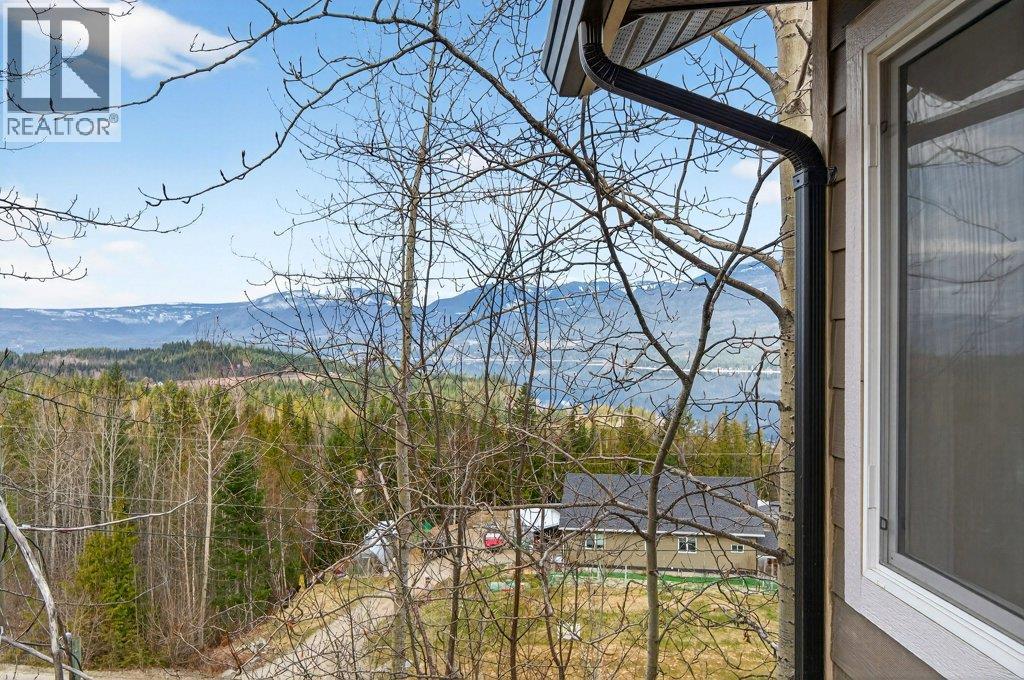 5058 Heritage Drive, Eagle Bay