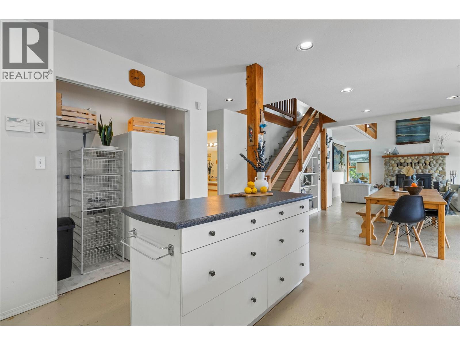 4006 Express Point Road, Scotch Creek